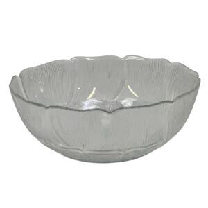 Arcoroc France 'Fleur Petal' Clear Glass Round 7" Bowl Embossed Petals